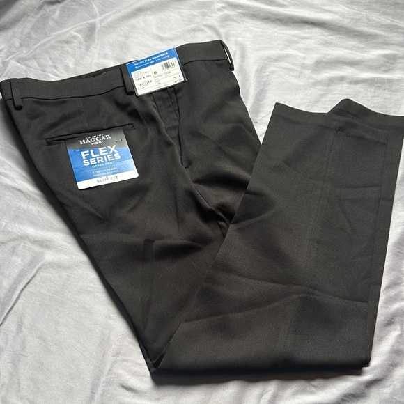 Haggar Other - Haggar Flex Series Slim Fit Dress Pants in Black